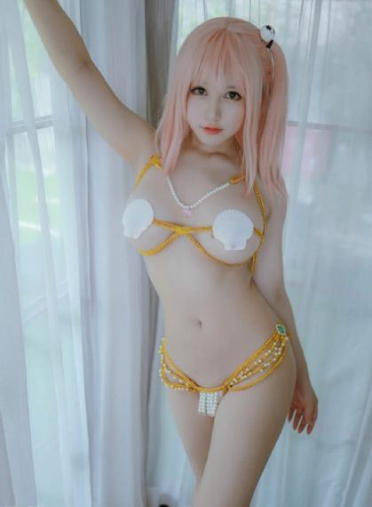 丰满双乳秘书被老板狂揉