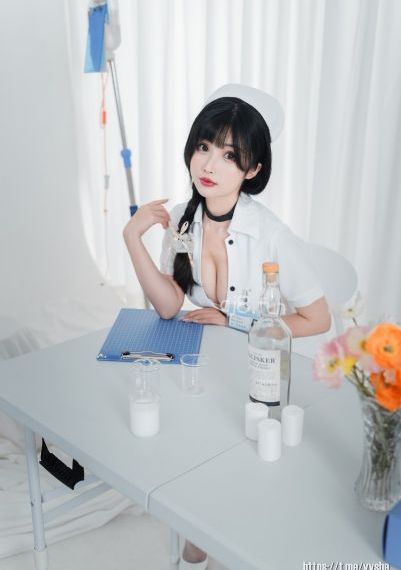 耀眼的她