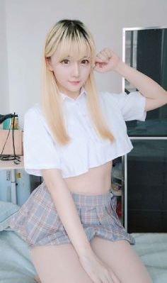 人妖干美女