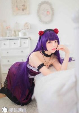 大胸的女大学生