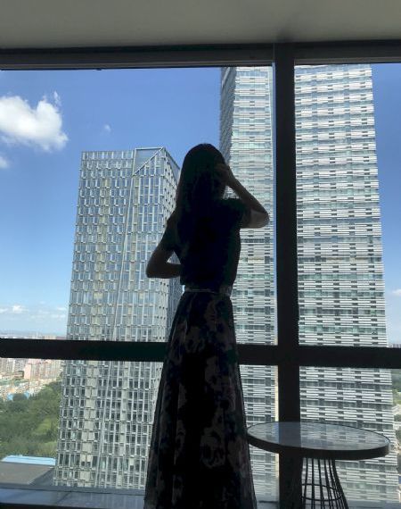 办公室里的女教师3