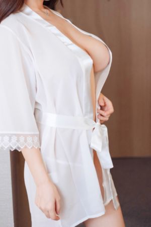 善良的妈妈的朋友