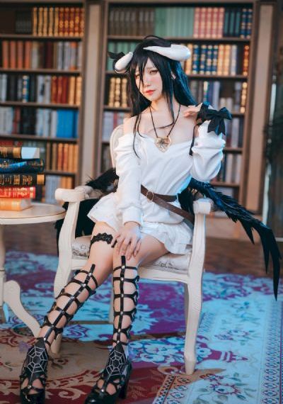 矿桥爸爸和女儿体检