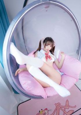 亲嘴伸进内衣揉胸口激烈文章